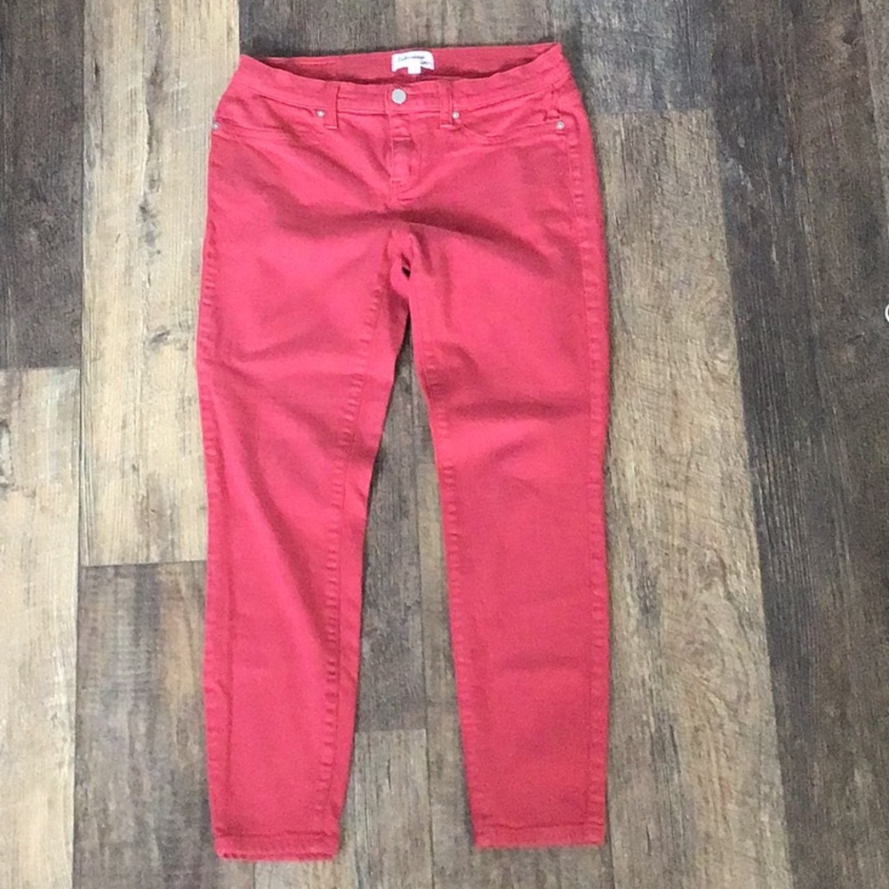 lakeview denim  Red Jeans size 29 Retails $60